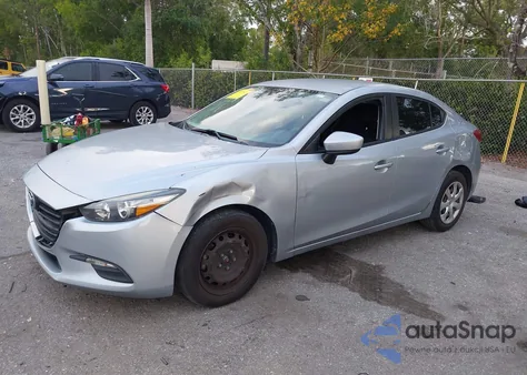 2018 Mazda Mazda3 Sport z USA, uszkodzony, nr VIN 3MZBN1U74JM175791